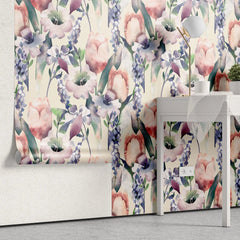 Tapet personalizat watercolor cu lalele si irisi colorati in stil de pictura tulips & irises