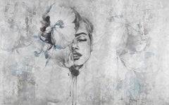 Tapet personalizat watercolor cu figura feminina cu floare in par si accente de albastru baby blue pe un fundal gri baby blue dame