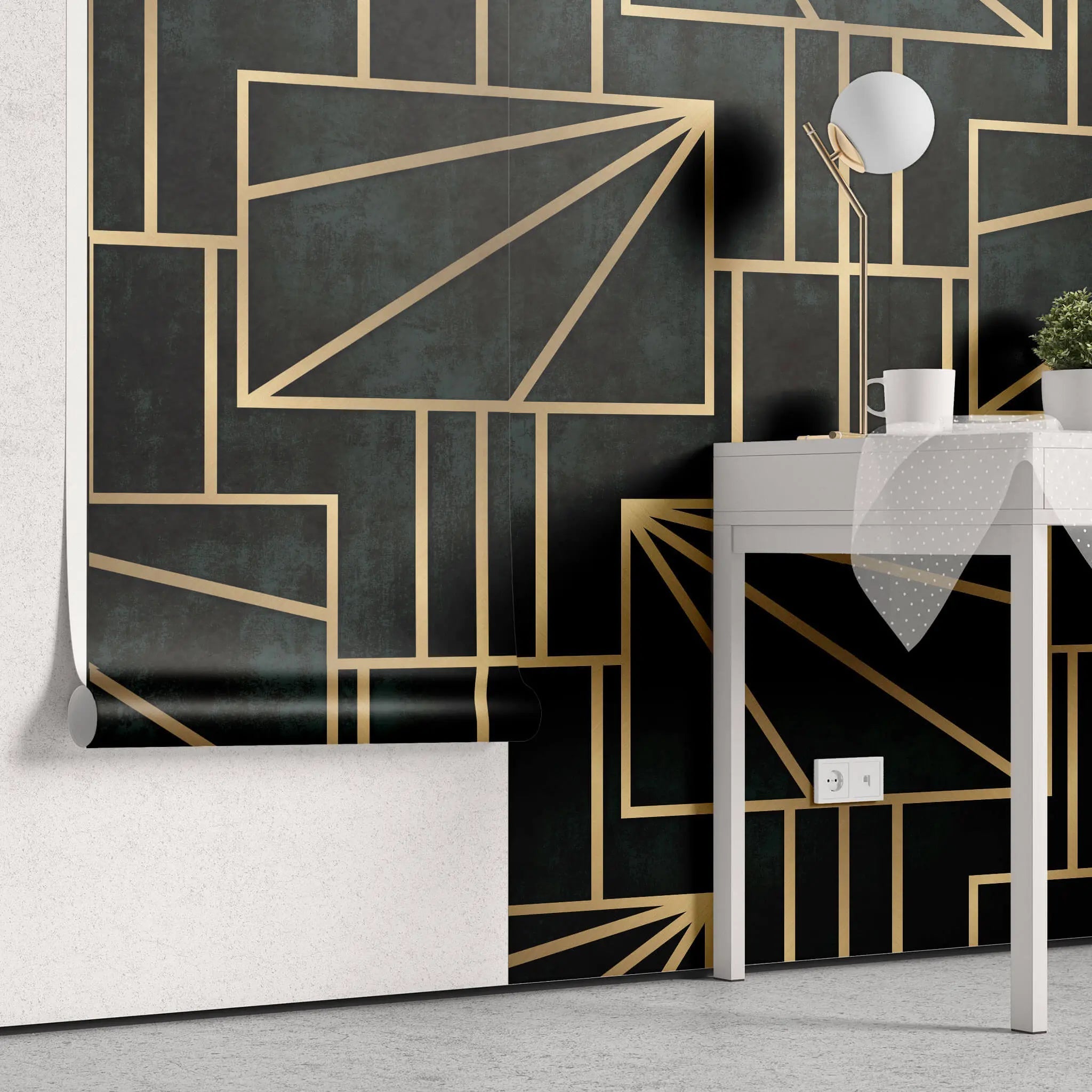 Tapet personalizat art deco cu forme geometrice aurii intr un fundal verde alpin gold pine