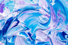 Tapet personalizat fine art cu pictura acrilica abstracta in nuante de albastru si mov cold acrylic