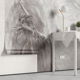 Tapet personalizat fine art cu balerina gratioasa pe un fundal gri deshis cu textura stucco