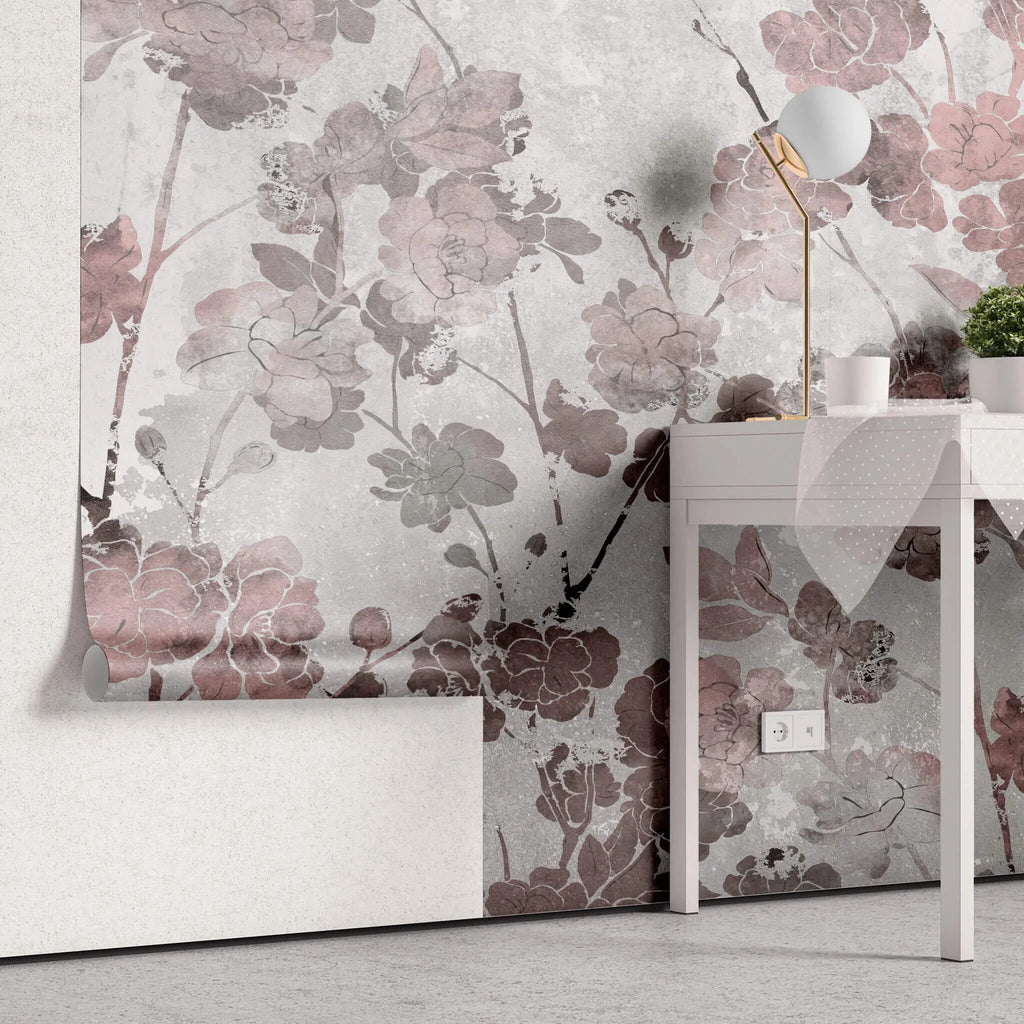 Tapet personalizat floral cu flori de trandafir in nunante de bronz rose pe un fundal texturat cimentat industrial roses