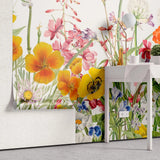 Tapet personalizat floral cu mix de flori salbatice de mac rosu crin peruan echinacea iris peacock moraea pe un fundal alb vibrant wilderness