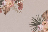 Tapet personalizat floral cu un pastel de flori pe fundal bej inchis pastel flower wall