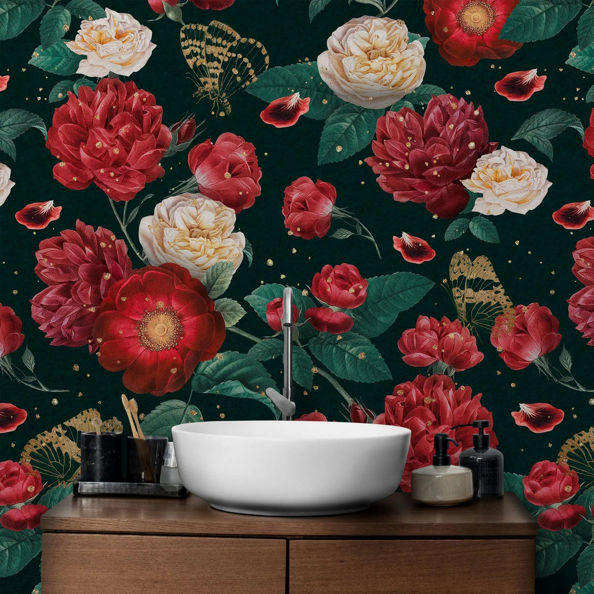 Tapet personalizat floral cu flori si frunze in nuante aprinse de rosu si verde crimson green