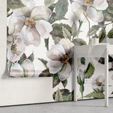Tapet personalizat floral cu trandafiri salbatici pe fundal alb wild roses light