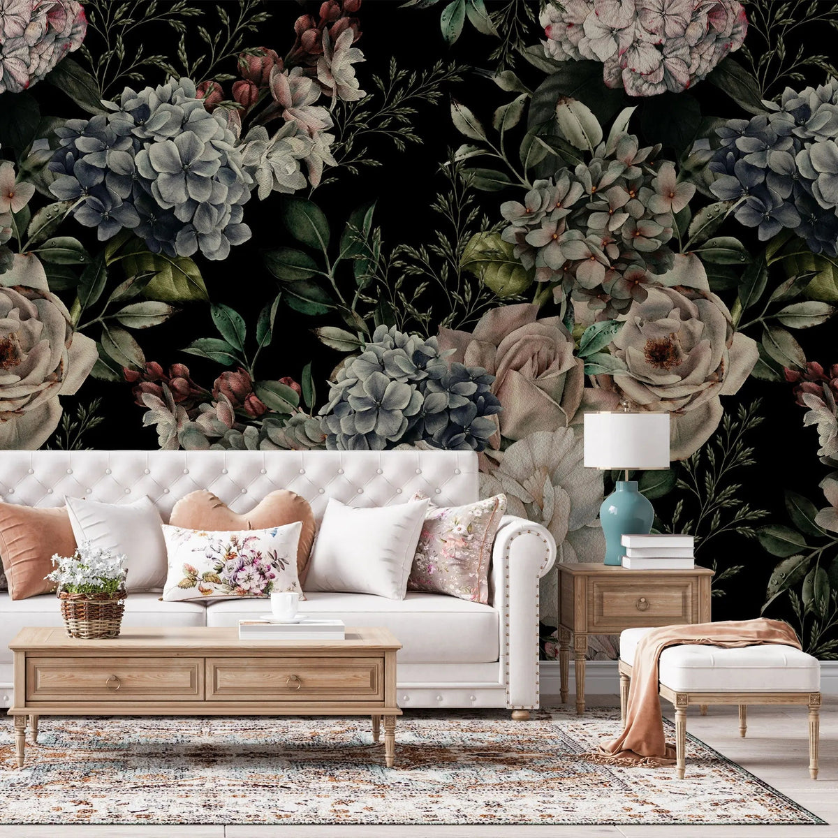 Tapet personalizat floral cu arangament floral cu trandafiri si hydrangea pe un fundal inchis hydrangea arrangement