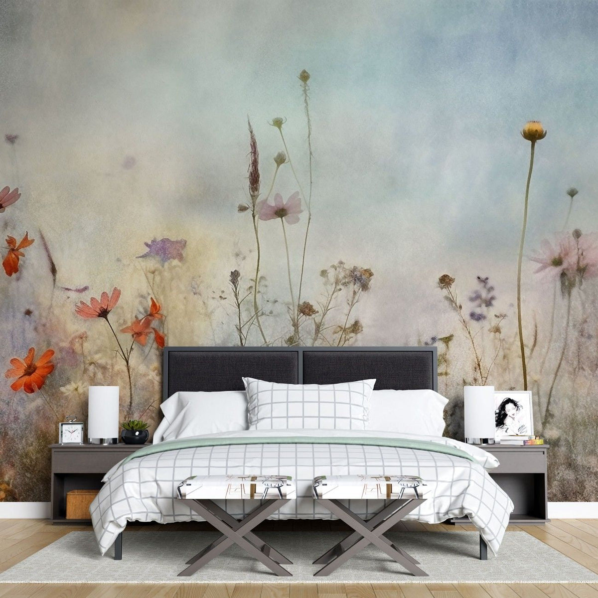Tapet personalizat floral cu flori de camp pictate in nuante deschise ce aduc o nota de prospetime si o eleganta rustica painted wildflowers light