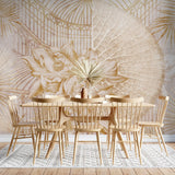 Tapet personalizat floral cu flori si frunze tropicale in tonuri aurii evocand un sentiment de oaza exotica si lux golden oasis