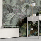 Tapet personalizat leaf cu frunze tropicale in tonuri inchise tropical dark leaves