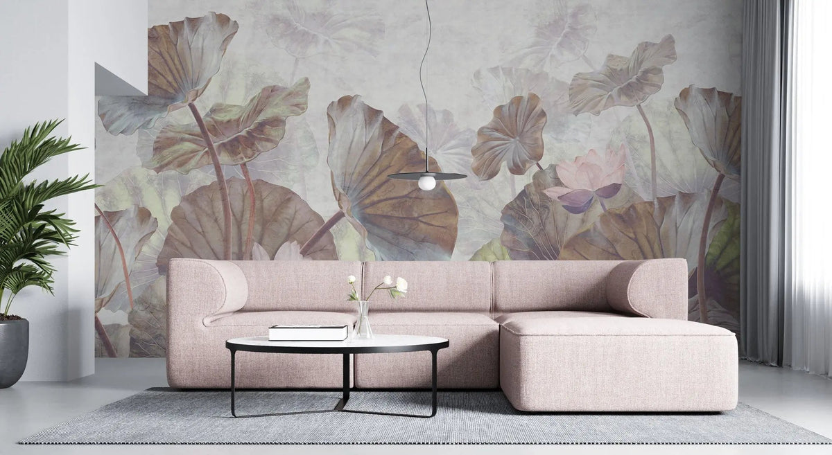 Tapet personalizat leaf cu frunze maro si flori de lotus roz pe un fundal alb deschis brown lotus