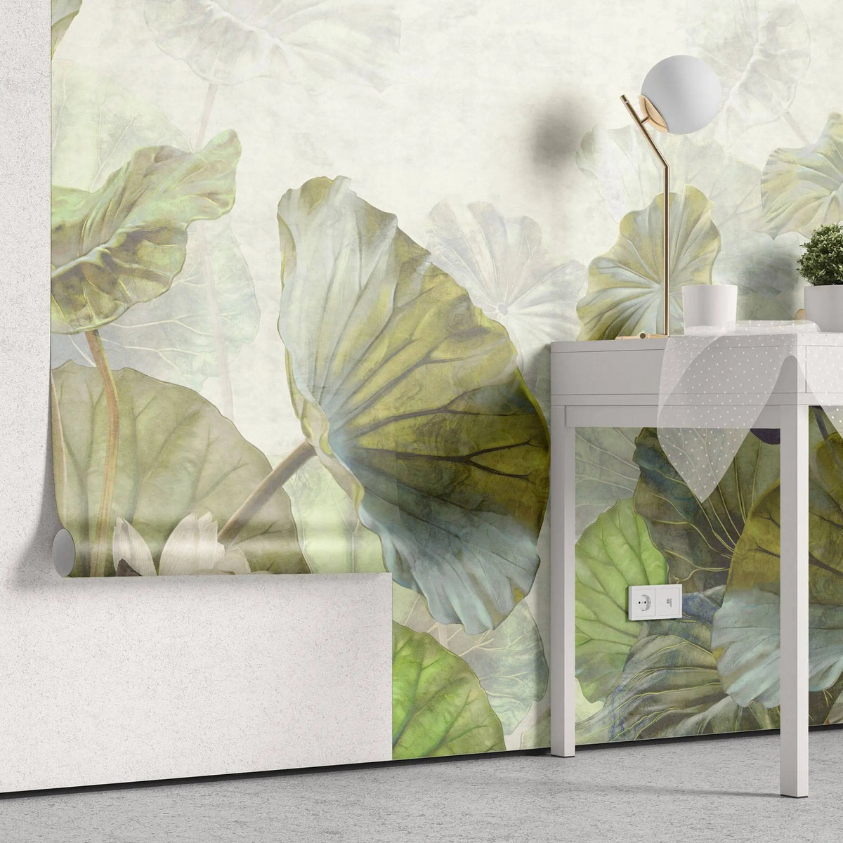 Tapet personalizat leaf cu frunze verde aprins si flori de lotus roz pe un fundal verde deshis menta bright green lotus