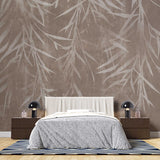Tapet personalizat leaf cu frunze de bambus bej deschis pe un fundal maro cu textura de perete brown bamboo