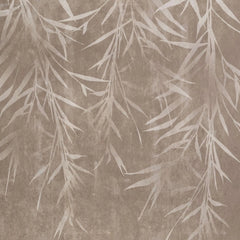 Tapet personalizat leaf cu frunze de bambus bej deschis pe un fundal maro cu textura de perete brown bamboo