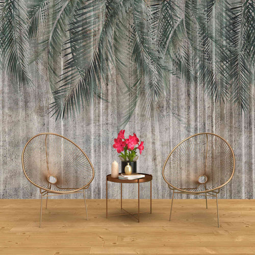 Tapet personalizat leaf cu frunze de palmier in nuante de verde pe un fundal inchis de perete texturat palm green