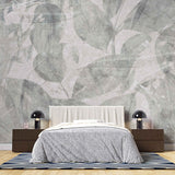 Tapet personalizat leaf cu pattern frunze verzi fade pe un fundal bej rozaliu faded green pattern