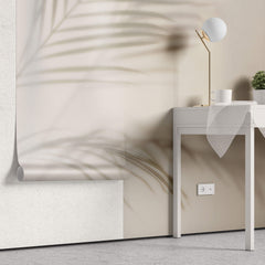 Tapet Personalizat Leaf cu frunza de palmier difuza in fundal rozaliu - SOFT VEIL LEAF II