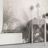Tapet Personalizat Leaf cu frunze de palmier ilustrate pe un perete texturat crem - DEEP TEXTURE PALM