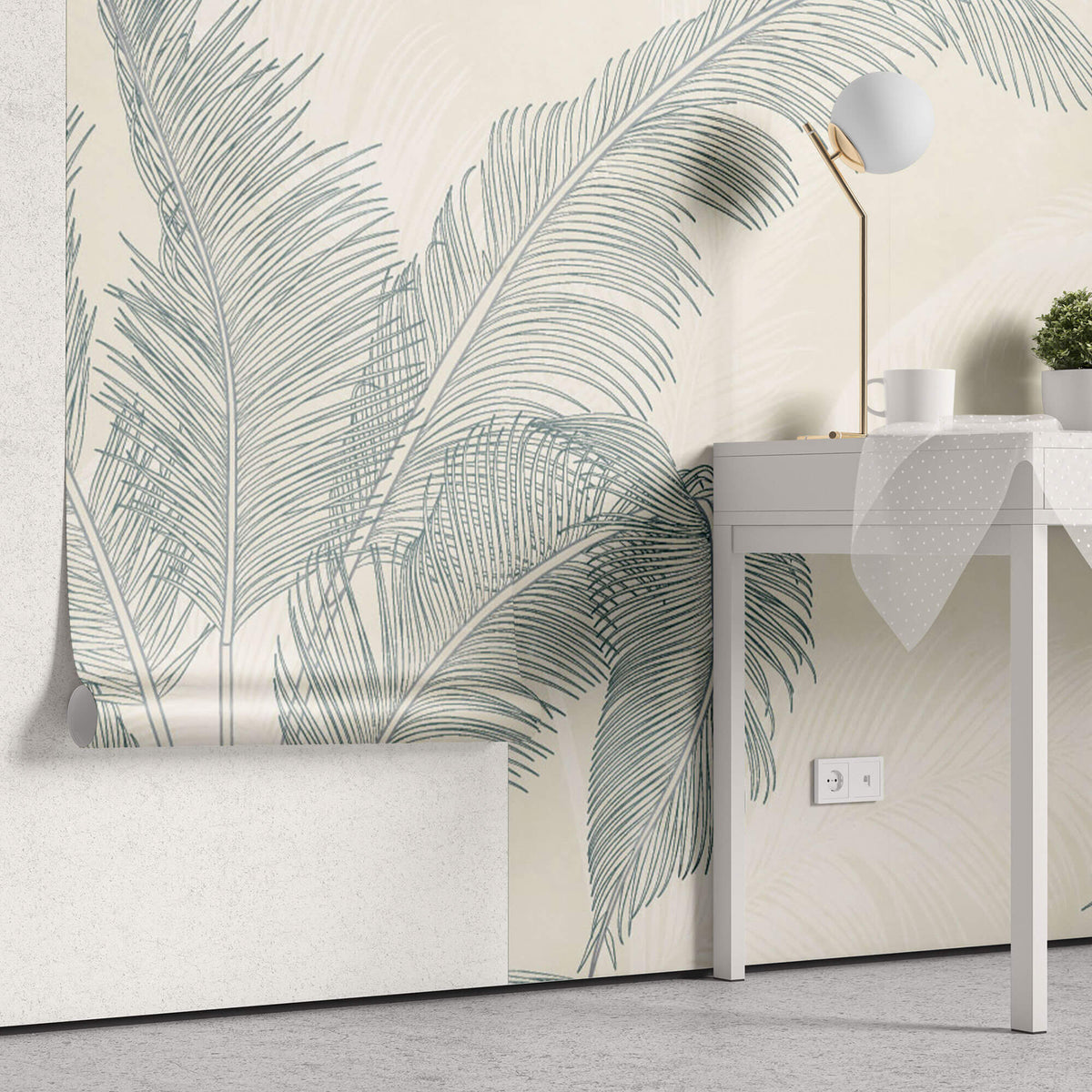 Tapet Personalizat Leaf cu frunze de palmier verzi intr-un fundal crem - CALIFORNIA TORRID
