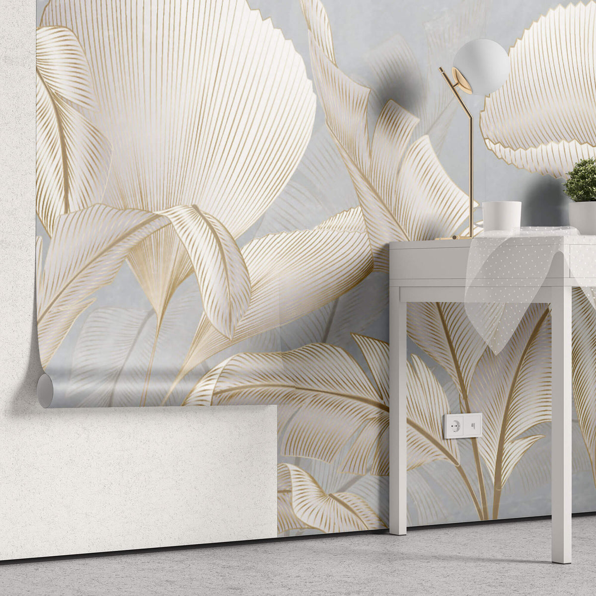 Tapet Personalizat Leaf cu frunze albe cu insertii aurii pe un fundal gri-albastrui - REFINED LEAVES