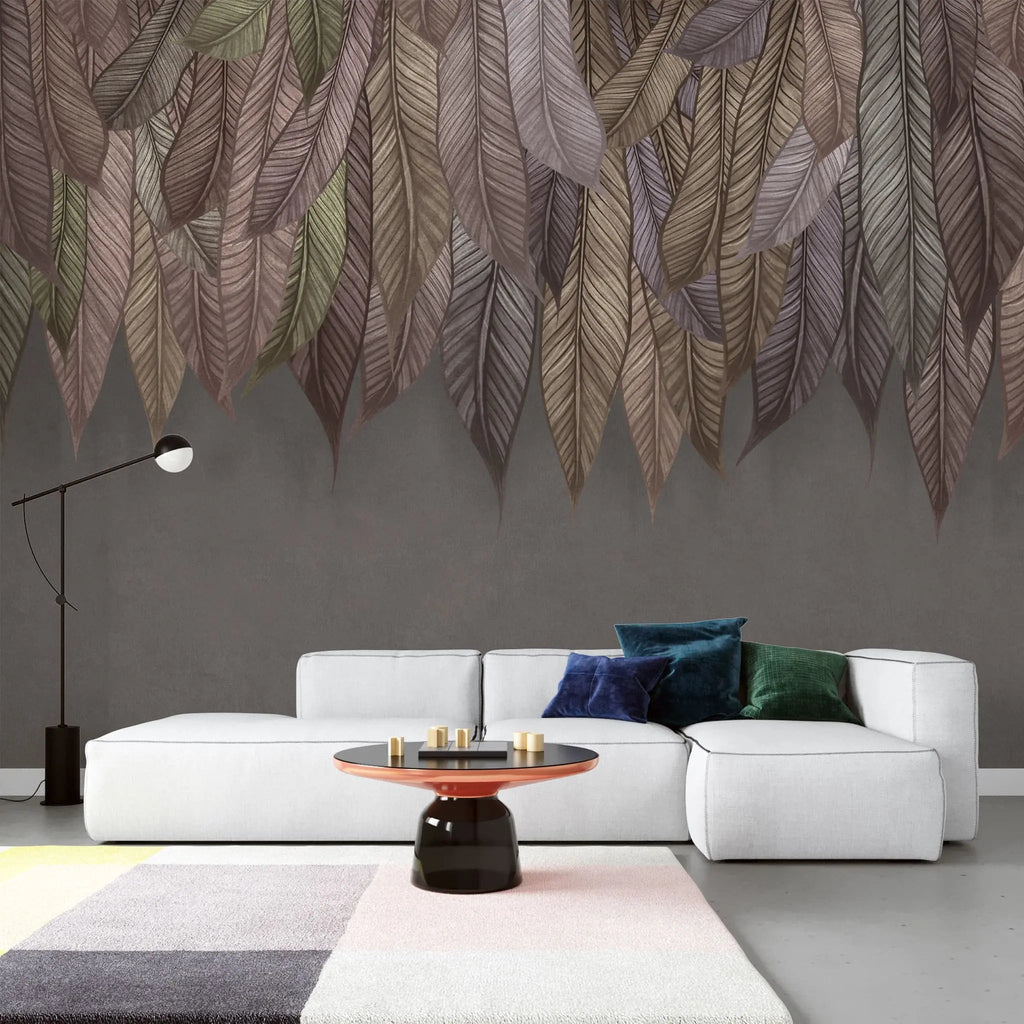 Tapet tropical personalizat cu frunze tropicale in diverse nuante rozalii aurii si maronii pe fundal maro inchis texturat tropical boho