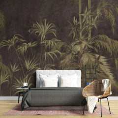 Tapet personalizat tropical cu bambus auriu pe un fundal maro inchis dark bamboo