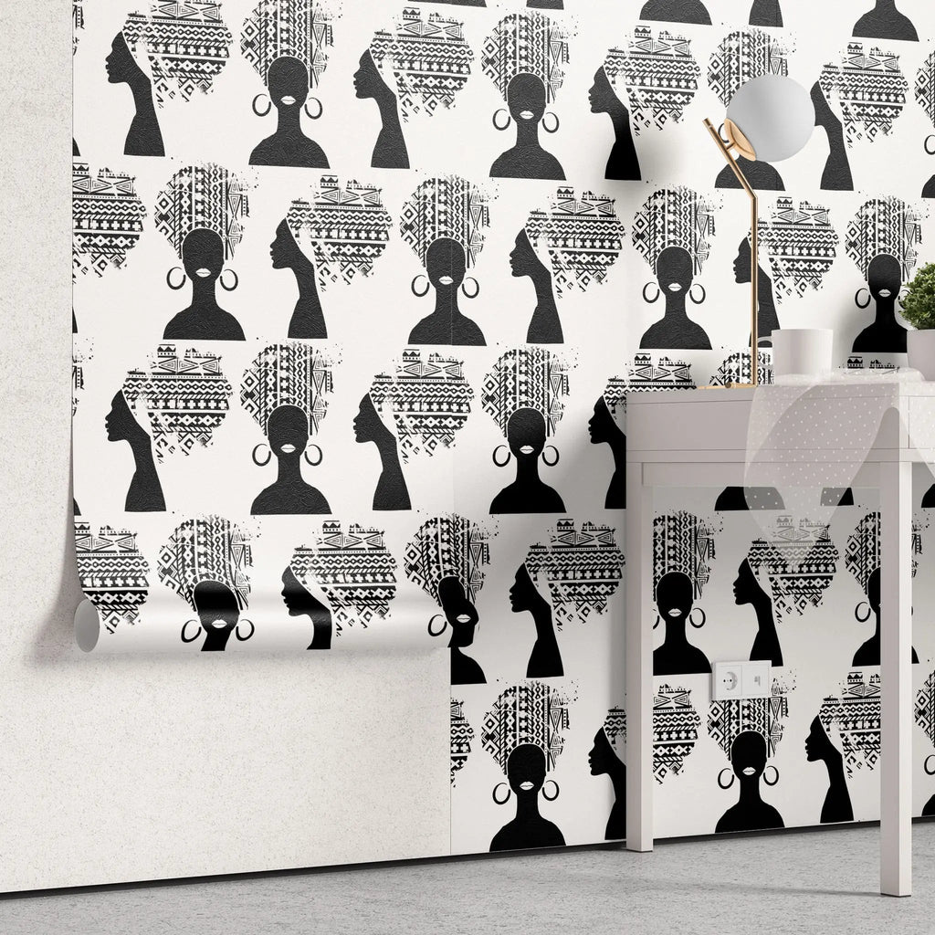 Tapet personalizat african abstract cu femeie cu turban african pe fundal alb african woman
