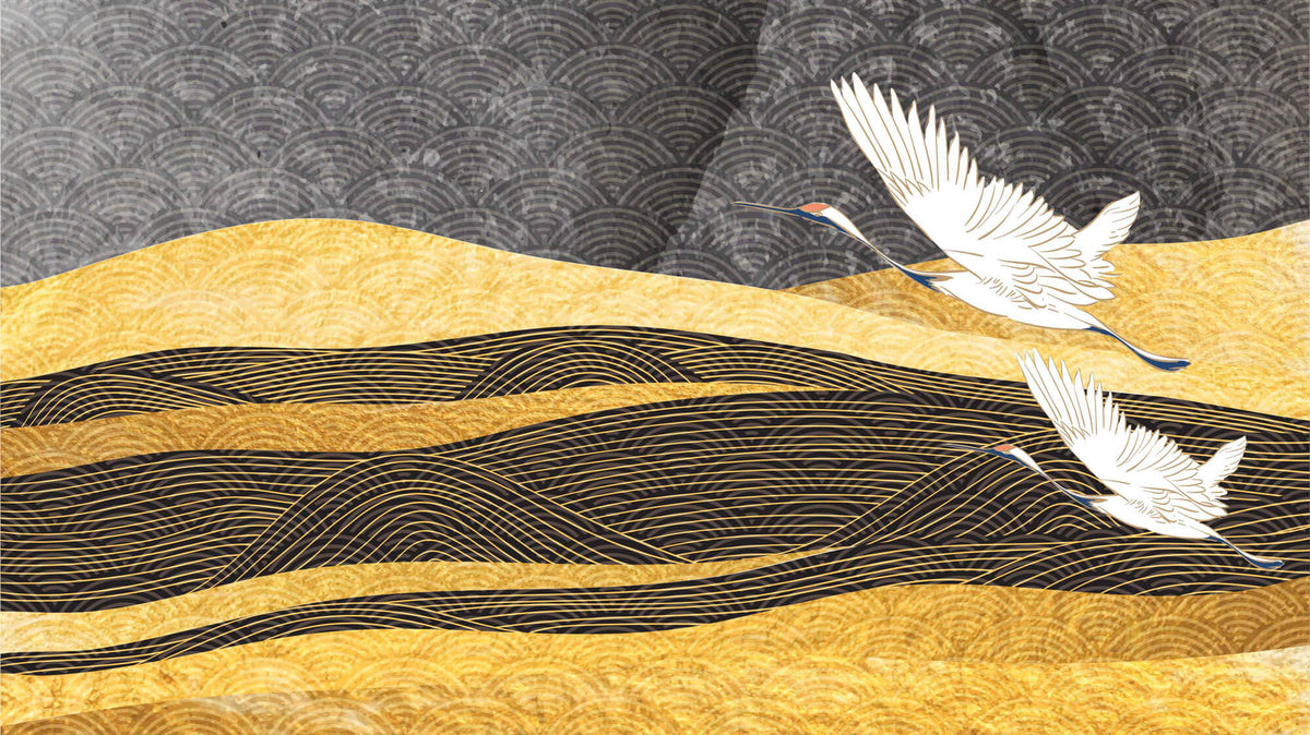 Tapet Japandi cu peisaj abstract cu egrete in zbor in nuante de negru si auriu si motive seigaiha - GOLDEN CHARCOAL CRANES