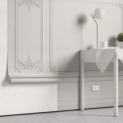 Tapet personalizat Architectural Walls cu panouri si baghete decorative in nuante de alb - WIDE WHITE BOISERIE