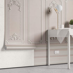 Tapet personalizat Architectural Walls cu rame decorative albe pe un perete roz - LIGHT PINK BOISERIE