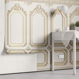 Tapet personalizat Architectural Walls cu rame decorative aurii in stil baroc elegant - QUEEN ELIZABETH