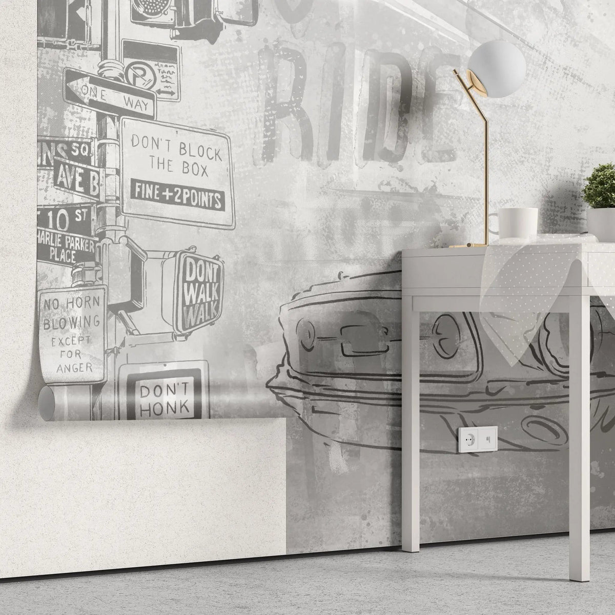 Tapet personalizat indicatoare si masini born to drive