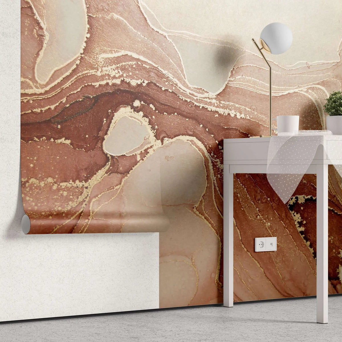 Tapet personalizat marble in nuante de roz pamantiu si cu insertii aurii dusty rose