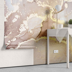 Tapet personalizat marble in nuante de roz somon cu insertii aurii golden salmon