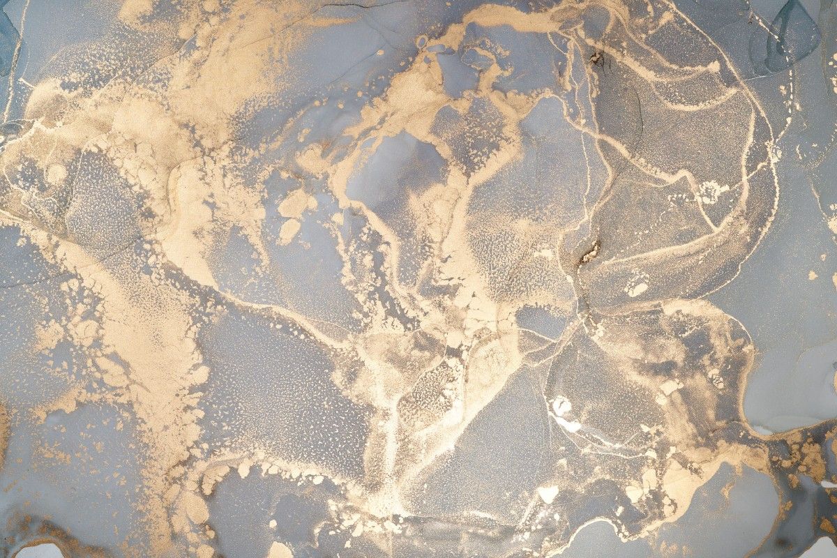 Tapet personalizat marble cu o textura de piatra cu tonuri de alb si gri deschis si accente de sclipiri ice glitter