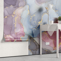 Tapet personalizat marble cu o marmura in nuante pale de albastru si gri deschis ce inspira liniste si o atmosfera calma serenity