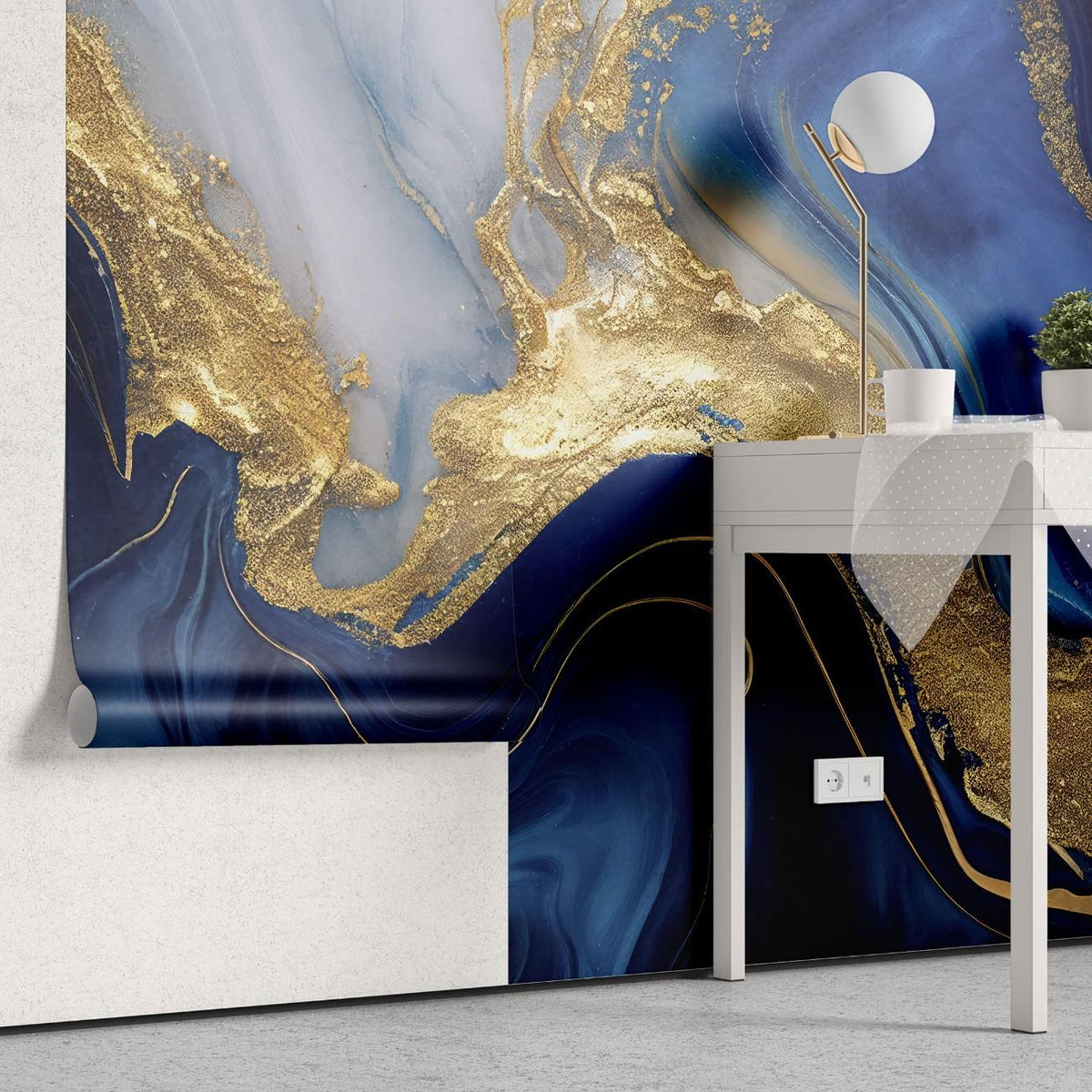 Tapet personalizat marble cu o textura fluida ce imita aurul lichid si accente de piatra alba pentru un decor impunator golden acrylic paint
