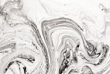 Tapet personalizat marble cu o marmura neagra cu insertii albe si gri asemanatoare cernelii ce adauga eleganta clasica spatiului white ink ii