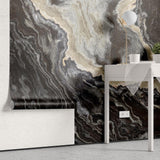 Tapet personalizat marble cu o marmura bogata in nuante de maro inchis si accente de cafeniu creand un decor sofisticat dark chocolate