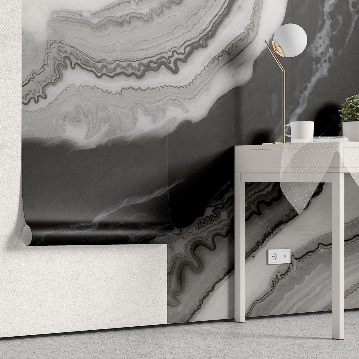 Tapet personalizat marble cu o marmura cu un contrast puternic de alb si negru cu modele indraznete panda