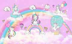Tapet Personalizat Taramul Printeselor pentru copii cu ponei unicorni si baloane peste curcubeu pe un fundal roz - MAGIC UNICORNS