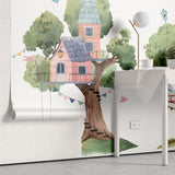 Tapet personalizat natura pentru copii cu casute colorate in copaci baloane si stegulete tree house