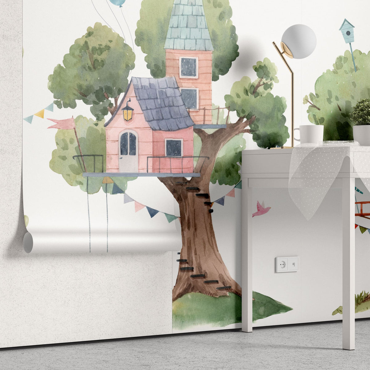 Tapet personalizat natura pentru copii cu casute colorate in copaci baloane si stegulete tree house