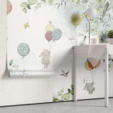 Tapet personalizat natura pentru copii cu iepurasi plutind cu baloane colorate in natura pe fundal alb baby bunny