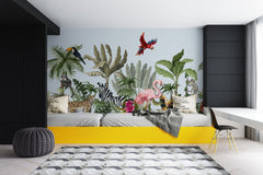 Tapet personalizat jungla amazoniana pentru copii cu plante tropicale si animale exotice printre care zebre leoparzi papagali colorati maimute flamingo exotic amazon