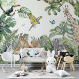 Tapet personalizat jungla amazoniana pentru copii cu vegetatie tropicala si animale exotice printre care girafe zebre lei elefanti maimute fluturi si papagali colorati pe fundal alb lion's den