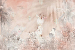Tapet Personalizat Jungla Amazoniana cu jungla si girafe in nuante de roz - DUSTY PINK GIRAFFE