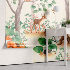 Tapet personalizat lumea animalelor pentru copii cu padure de conifere cu animale printre care vulpi iepurasi veverite ursi si pasari fairytale forest