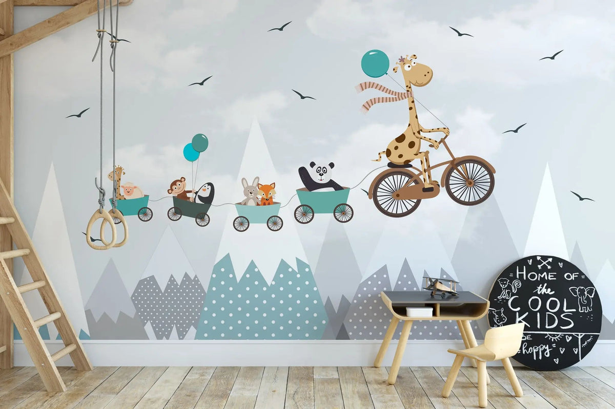 Tapet personalizat lumea animalelor pentru copii cu animale zburand deasupra muntilor over the mountains