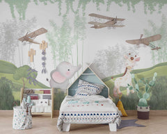 Tapet Personalizat Lumea Animalelor cu elefant si girafa intr-un camp inverzit cu copaci si avioane - GREEN FIELD ANIMALS